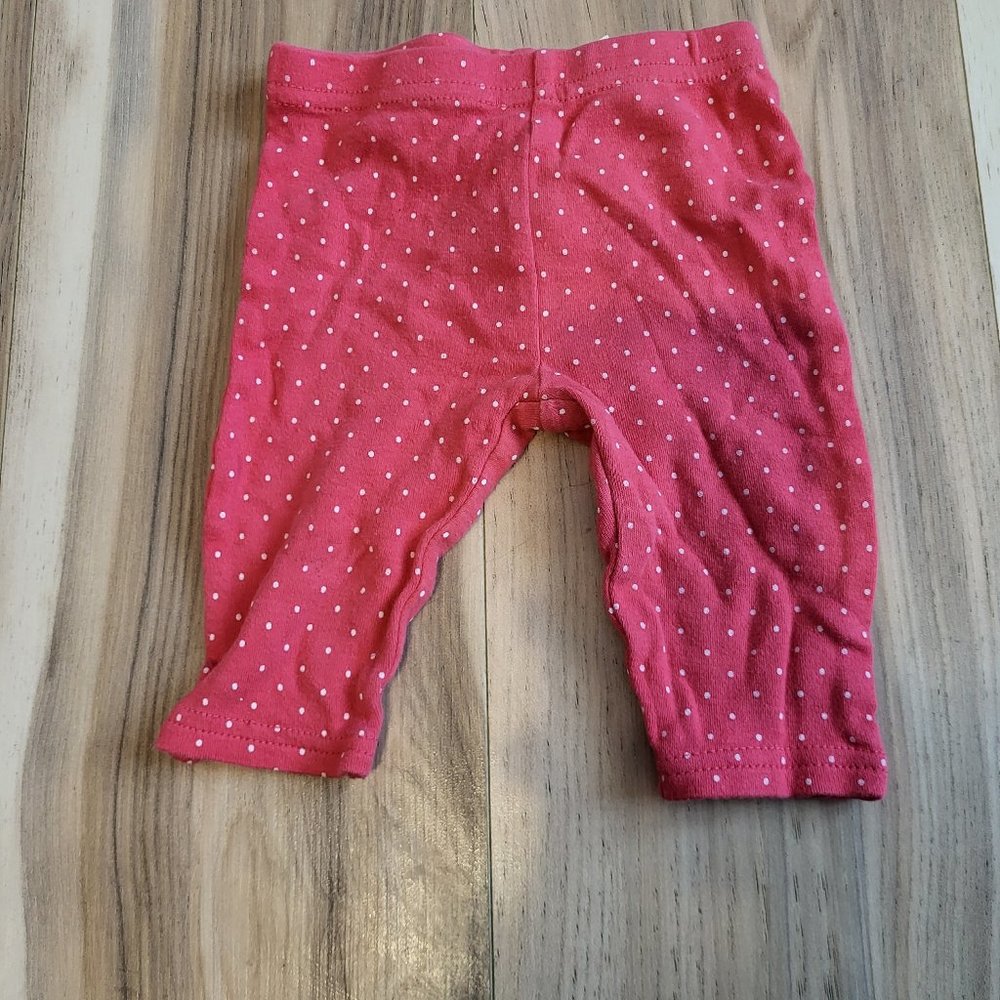 🌟$1 Bundled / CJP Baby 0-3 Month Red/Pink with White Polka Dot with Blue Flower